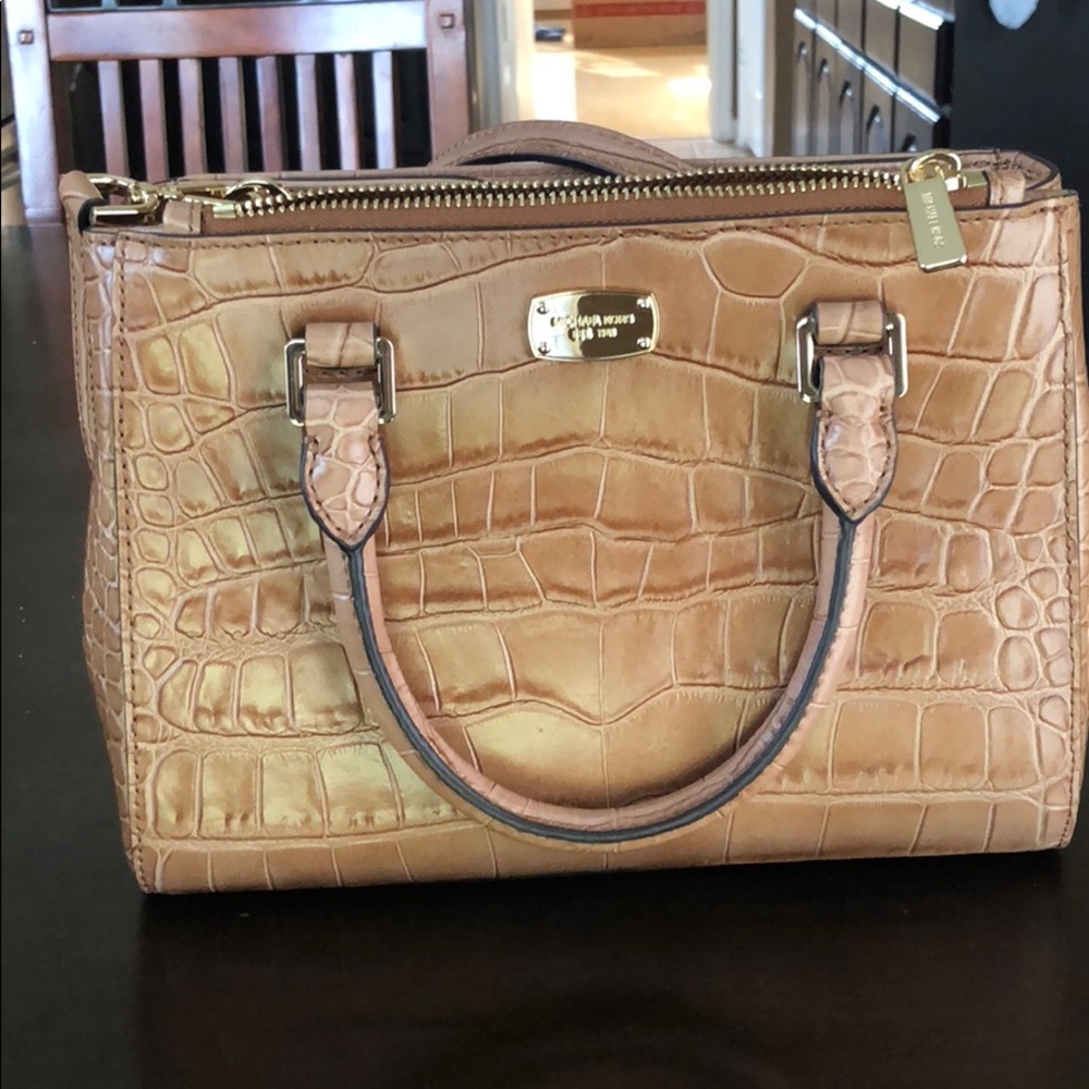 NWT Michae Kors purse